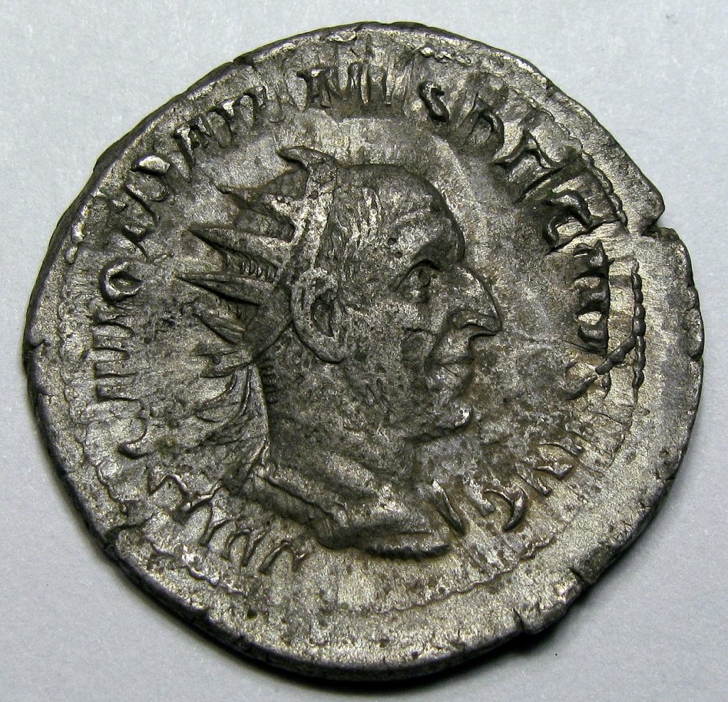 bust of Decius: Antoninianus coin with Emperor Trajan Decius, obverse, 249 - 251.
