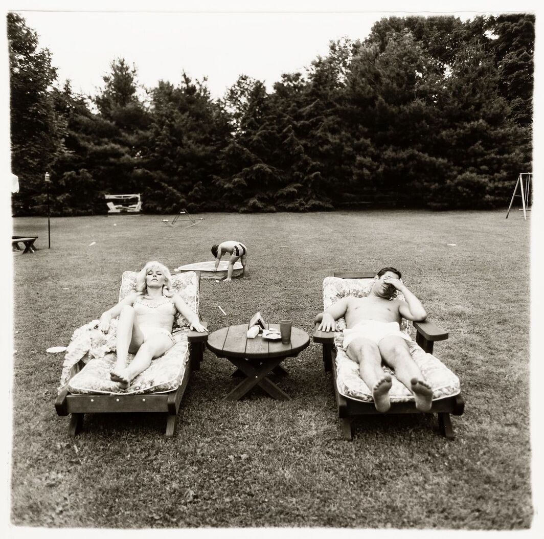 Diane Arbus, A family on their lawn one Sunday in Westchester, N.Y. 1968, 1968. © The Estate of Diane Arbus / Collection Maja Hoffmann / LUMA Foundation