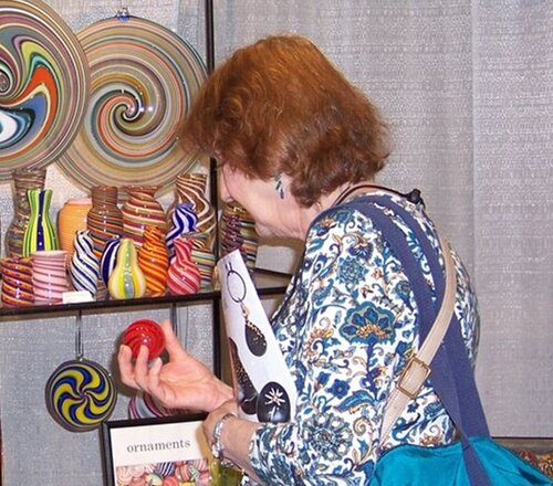 woman shopping for handmade gifts