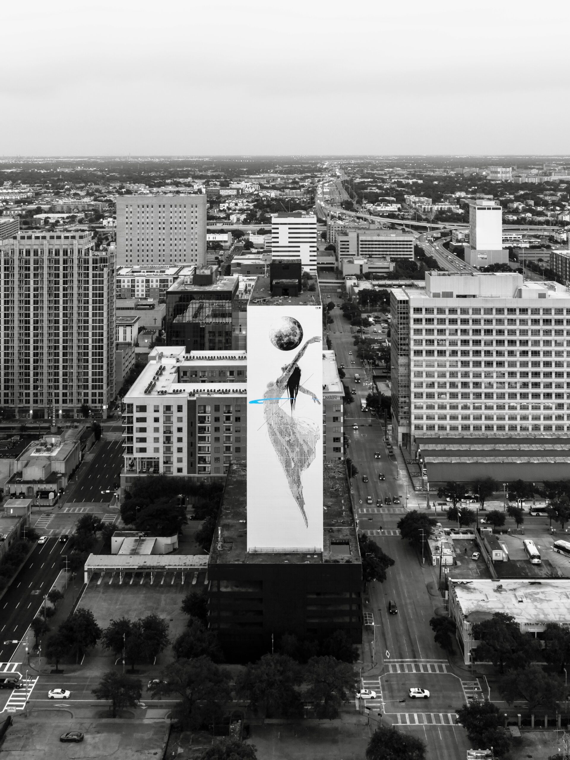 Photo by INO on September 17, 2026. May be a black-and-white image of blimp, skyscraper, the Gateway Arch, tower, buildings and text.